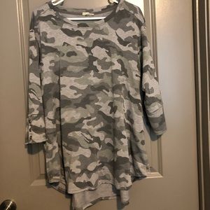 1X lightweight sweatshirt